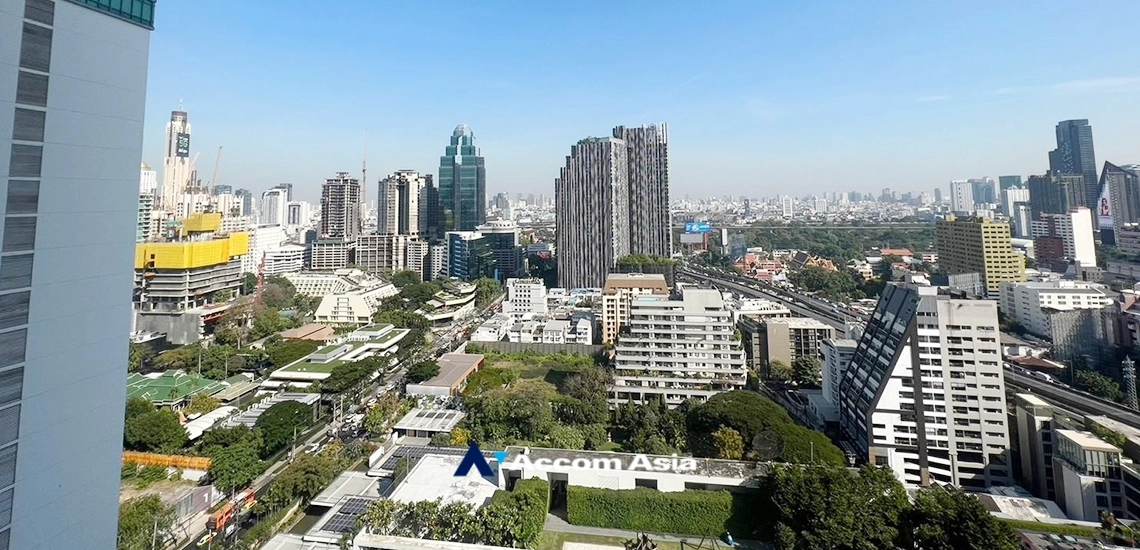 11  1 br Condominium For Sale in Ploenchit ,Bangkok BTS Ploenchit at Noble Ploenchit AA33570