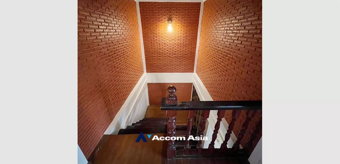 7  3 br House For Rent in Sukhumvit ,Bangkok BTS Phra khanong AA33573