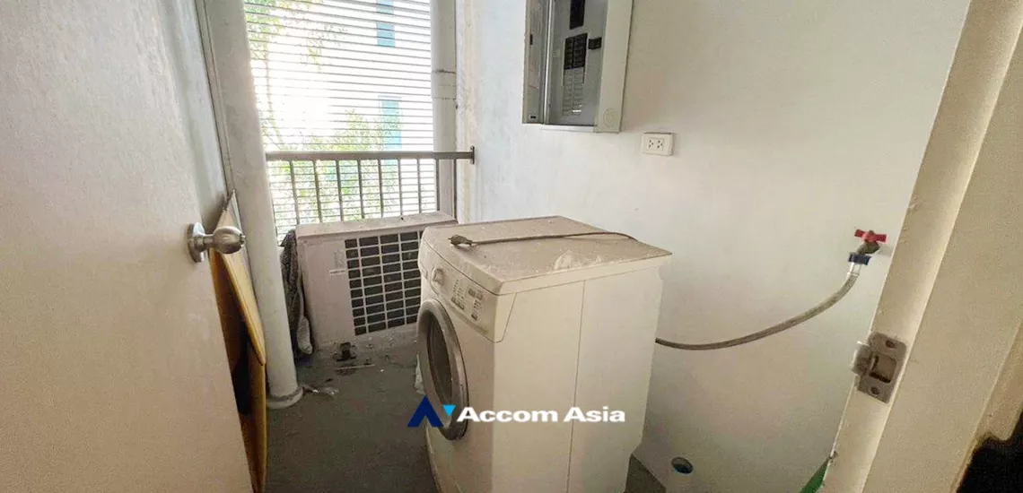 12  2 br Condominium For Rent in Sukhumvit ,Bangkok BTS Ekkamai at Issara at Sukhumvit 42 AA33574