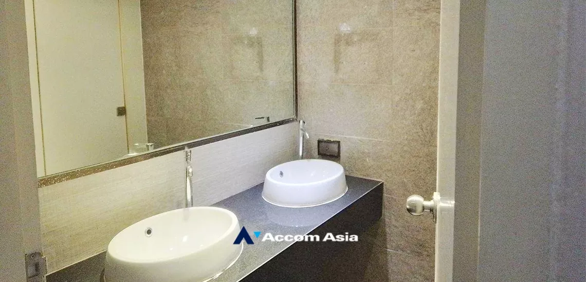 13  Office Space For Rent in Sukhumvit ,Bangkok BTS Asok at Time Square Building AA33584