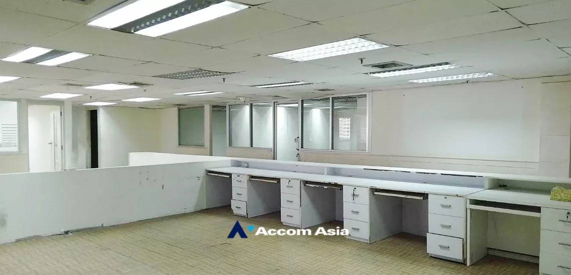  2  Office Space For Rent in Sukhumvit ,Bangkok BTS Asok at Time Square Building AA33586