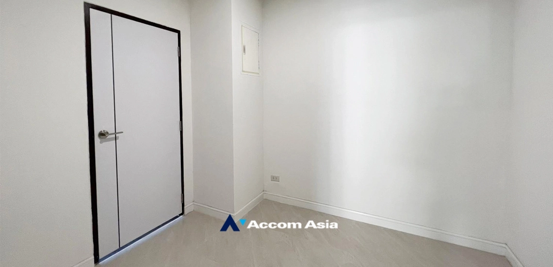 13  3 br Apartment for rent and sale in Sukhumvit ,Bangkok BTS Thong Lo at Greenery Space In Bangkok AA33588