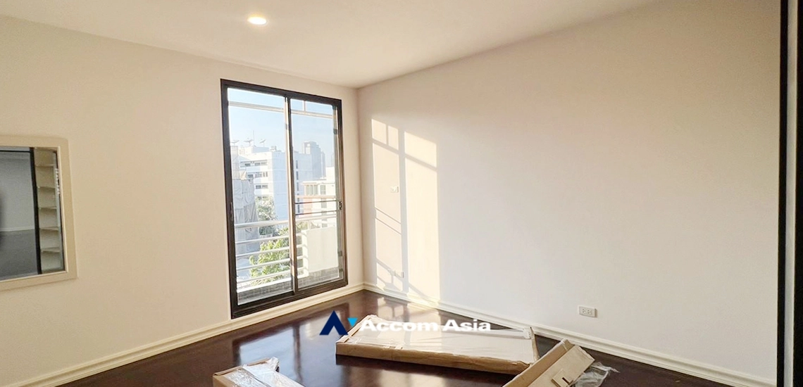 4  3 br Apartment for rent and sale in Sukhumvit ,Bangkok BTS Thong Lo at Greenery Space In Bangkok AA33588