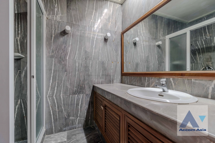 19  3 br Condominium for rent and sale in Sukhumvit ,Bangkok BTS Asok - MRT Sukhumvit at Le Premier I AA33593