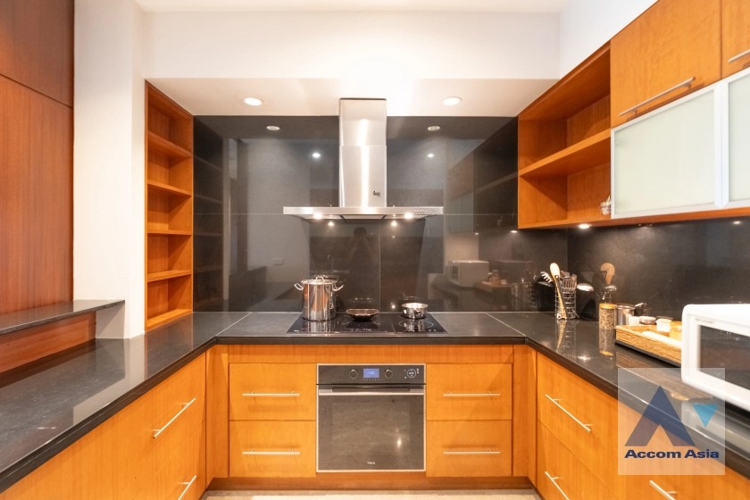 5  3 br Apartment for rent and sale in Ploenchit ,Bangkok BTS Ploenchit at Elegance and Traditional Luxury AA33599