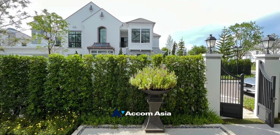  5 Bedrooms  House For Rent & Sale in Latkrabang, Bangkok  near ARL Ban Thap Chang (AA33612)