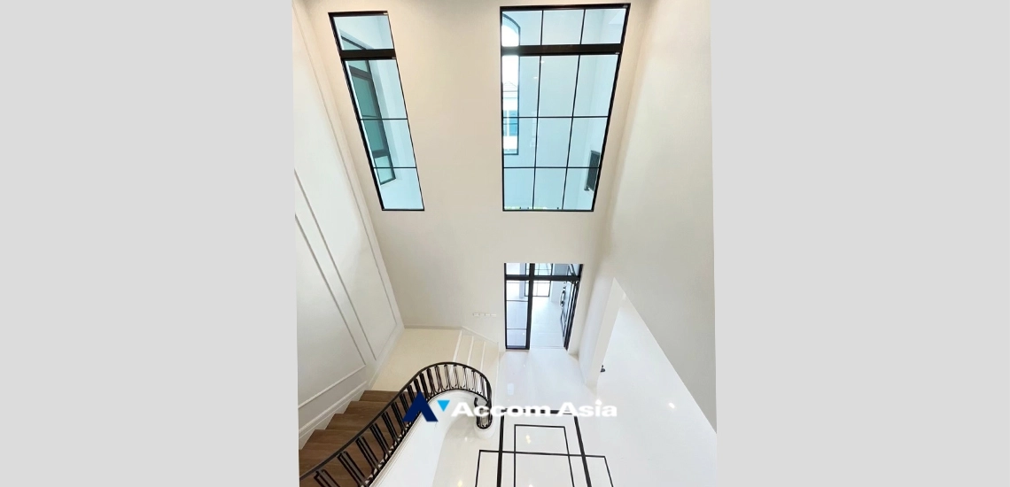 6  5 br House for rent and sale in Latkrabang ,Bangkok ARL Ban Thap Chang at Nantawan Rama 9 New Krungthepkreetha AA33612