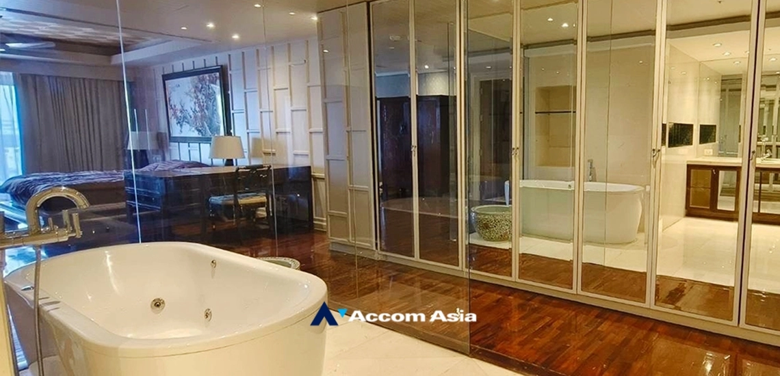 15  2 br Condominium for rent and sale in Silom ,Bangkok BTS Surasak at Nusa State Tower AA33637