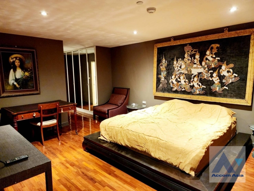 13  2 br Condominium for rent and sale in Silom ,Bangkok BTS Surasak at Nusa State Tower AA33637
