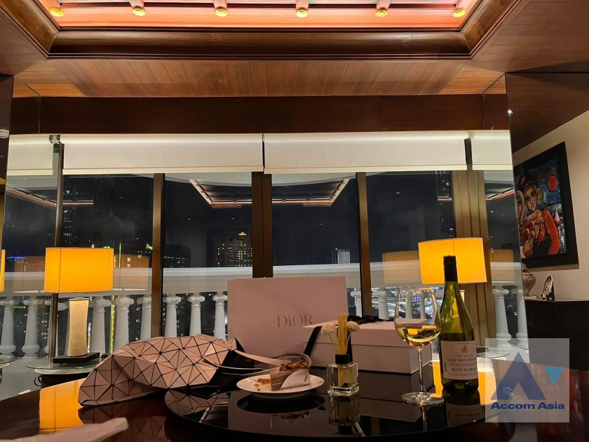 7  2 br Condominium for rent and sale in Silom ,Bangkok BTS Surasak at Nusa State Tower AA33637