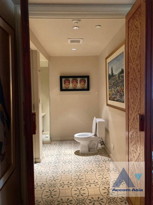 19  2 br Condominium for rent and sale in Silom ,Bangkok BTS Surasak at Nusa State Tower AA33637