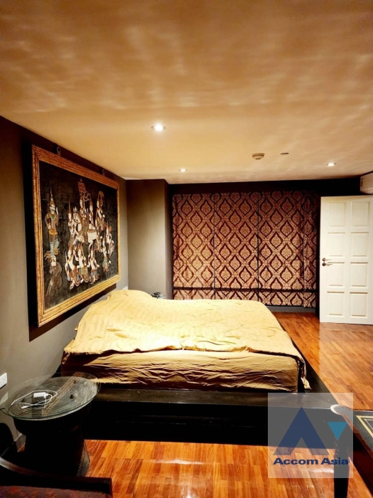 14  2 br Condominium for rent and sale in Silom ,Bangkok BTS Surasak at Nusa State Tower AA33637