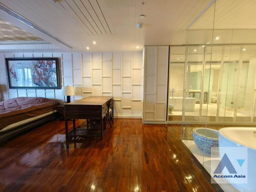 21  2 br Condominium for rent and sale in Silom ,Bangkok BTS Surasak at Nusa State Tower AA33637