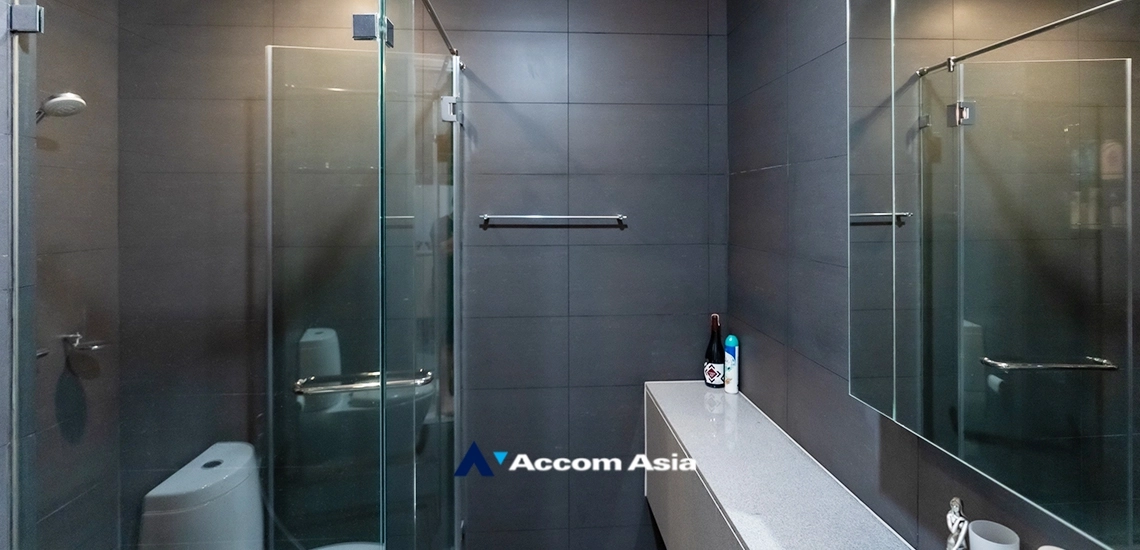 11  2 br Condominium For Sale in Ploenchit ,Bangkok BTS Ploenchit at Noble Ploenchit AA33664