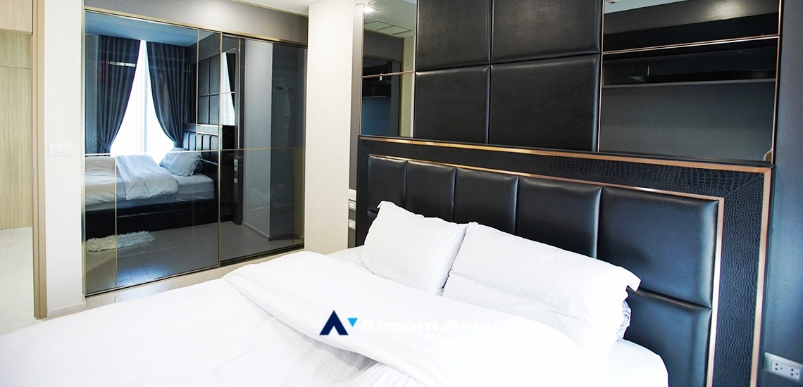 6  2 br Condominium For Sale in Ploenchit ,Bangkok BTS Ploenchit at Noble Ploenchit AA33664
