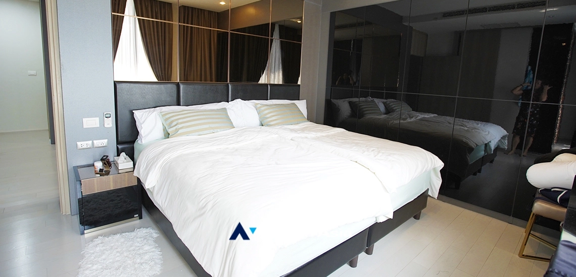 5  2 br Condominium For Sale in Ploenchit ,Bangkok BTS Ploenchit at Noble Ploenchit AA33664