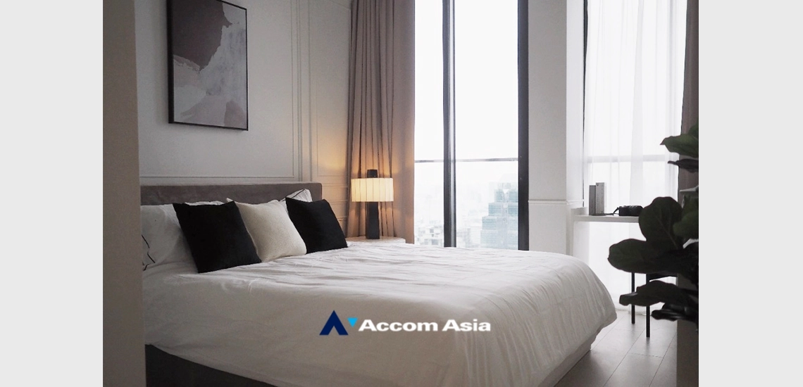 5  2 br Condominium For Sale in Ploenchit ,Bangkok BTS Ploenchit at Noble Ploenchit AA33669