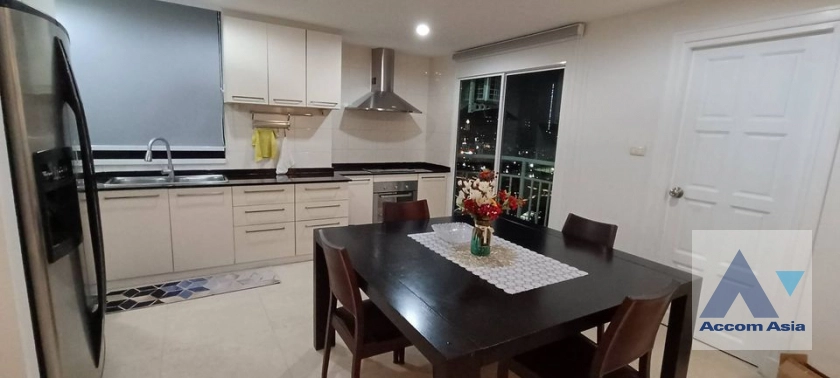 6  2 br Condominium for rent and sale in Sukhumvit ,Bangkok BTS Nana at Lake Green AA33671