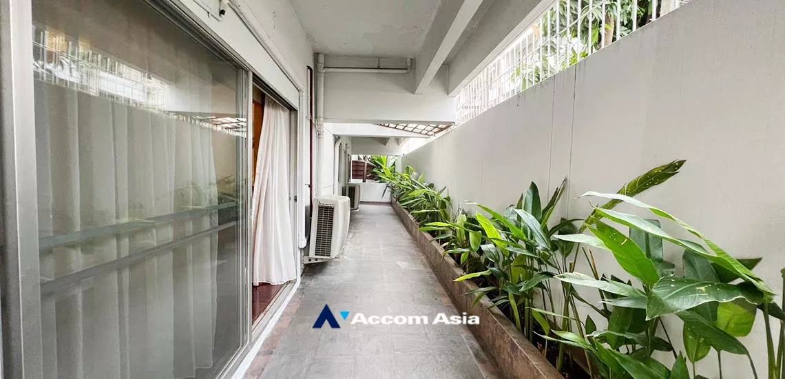 13  2 br Apartment For Rent in Sathorn ,Bangkok MRT Lumphini at Living with natural AA33682