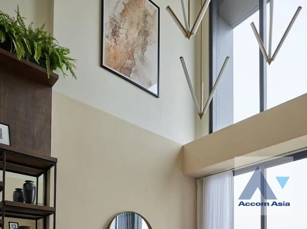 unitDouble High Ceiling, Duplex Condo |  2 Bedrooms  Condominium For Rent & Sale in Sukhumvit, Bangkok  near BTS Thong Lo (AA33692)