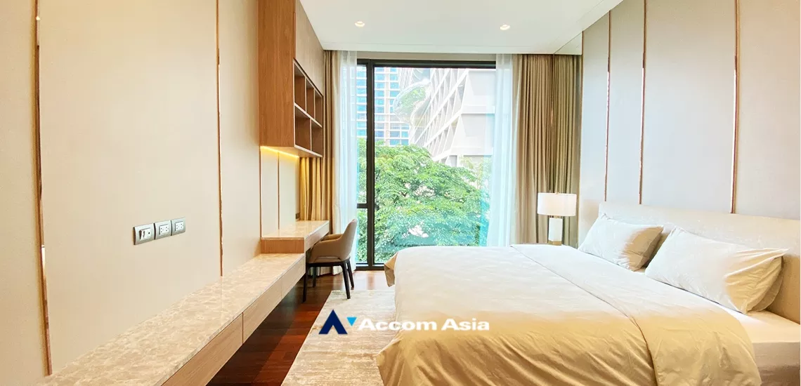 5  2 br Condominium For Sale in Ploenchit ,Bangkok BTS Ratchadamri at The Residences at Sindhorn Kempinski Hotel Bangkok AA33693