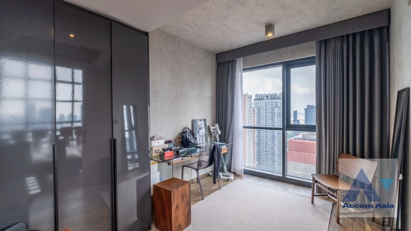 18  3 br Condominium for rent and sale in Sukhumvit ,Bangkok MRT Phetchaburi at The Lofts Asoke AA33698