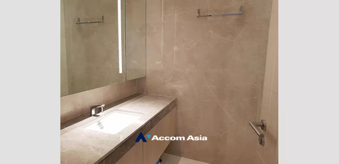 6  1 br Condominium For Rent in Charoen Nakhon ,Bangkok BTS Krung Thon Buri at Magnolias Waterfront Residences AA33702