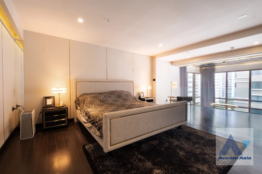 15  1 br Condominium For Sale in Sukhumvit ,Bangkok BTS Phrom Phong at The Emporio Place AA33713