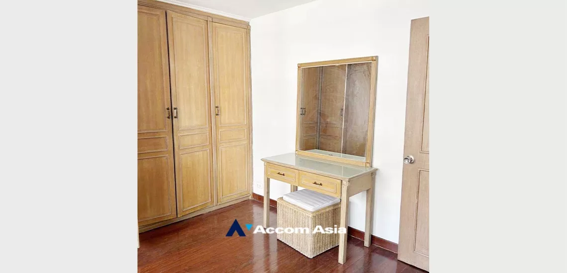10  2 br Apartment For Rent in Phaholyothin ,Bangkok BTS Ari at Homely atmosphere AA33731