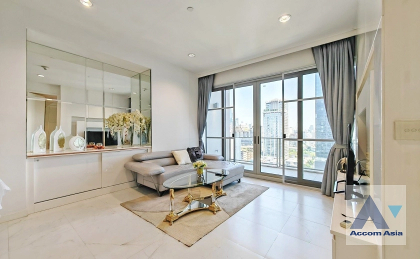  2  1 br Condominium for rent and sale in Ploenchit ,Bangkok BTS Ratchadamri - MRT Silom at 185 Rajadamri AA33745