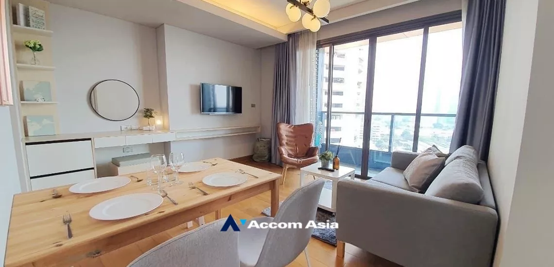 The Lumpini 24 Condominium  2 Bedroom for Sale & Rent BTS Phrom Phong in Sukhumvit Bangkok