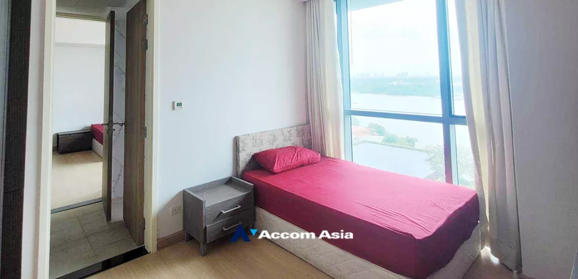  3 Bedrooms  Condominium For Sale in Sathorn, Bangkok  near BRT Wat Dan (AA33756)
