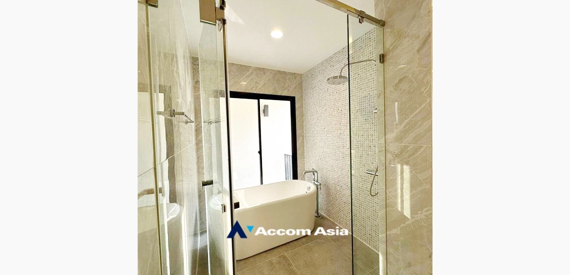 10  3 br Townhouse For Sale in Sathorn ,Bangkok BRT Wat Priwat at DEMI Sathu 49 AA33773