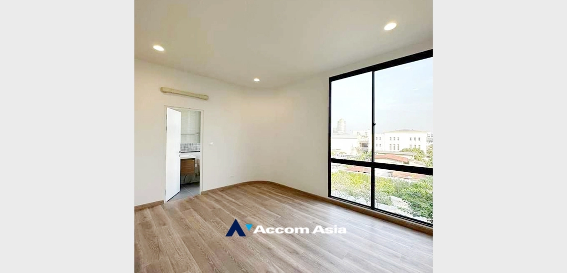 9  3 br Townhouse For Sale in Sathorn ,Bangkok BRT Wat Priwat at DEMI Sathu 49 AA33773