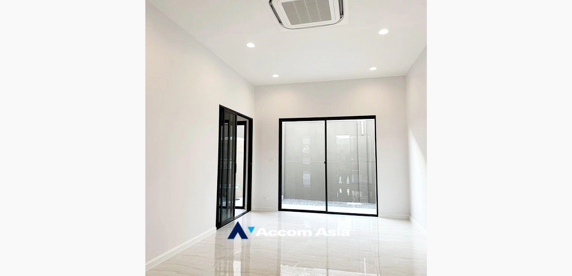 5  3 br Townhouse For Sale in Sathorn ,Bangkok BRT Wat Priwat at DEMI Sathu 49 AA33773
