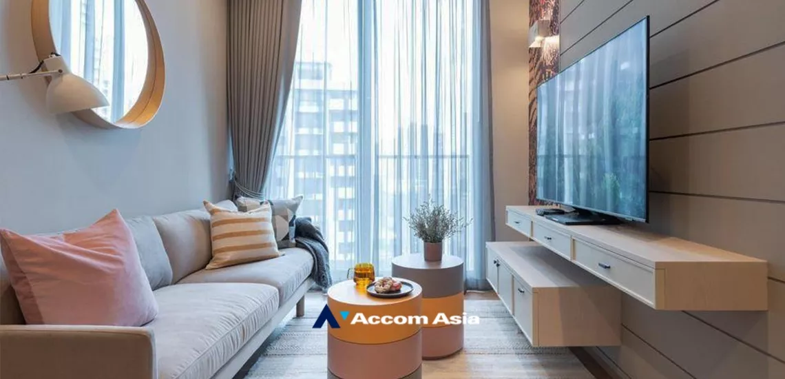 Noble Around Sukhumvit 33 Condominium  1 Bedroom for Sale BTS Phrom Phong in Sukhumvit Bangkok