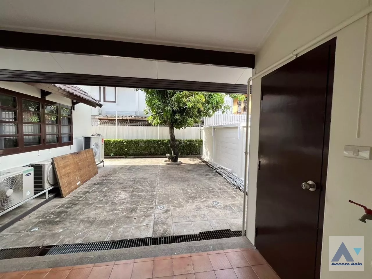 30  4 br House for rent and sale in Phaholyothin ,Bangkok BTS Saphan-Kwai at House in Compound AA33788