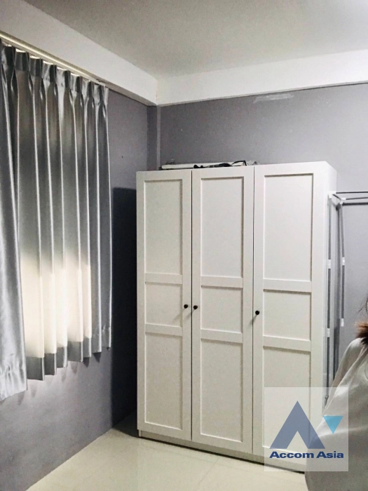 9  4 br House For Rent in Ratchadaphisek ,Bangkok MRT Sutthisan AA33801