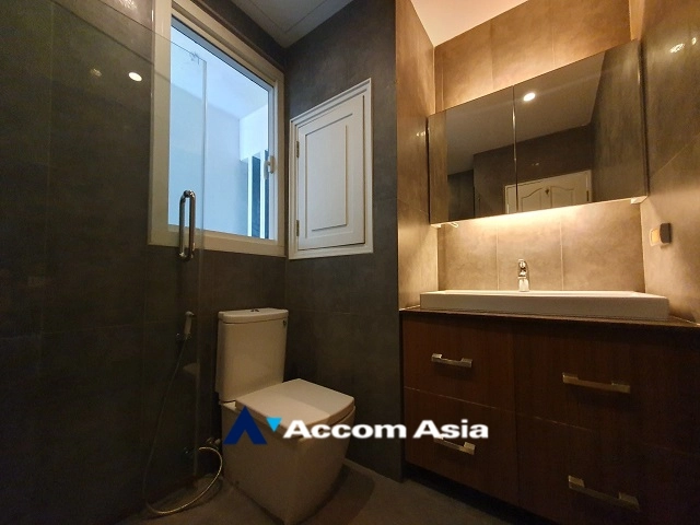 30  3 br Condominium for rent and sale in Sukhumvit ,Bangkok BTS Asok - MRT Sukhumvit at Wind Sukhumvit 23 AA33816