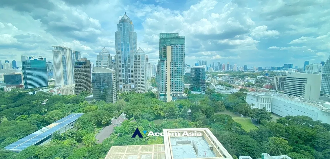 5  1 br Condominium For Sale in Ploenchit ,Bangkok BTS Chitlom at Sindhorn Residence AA33817