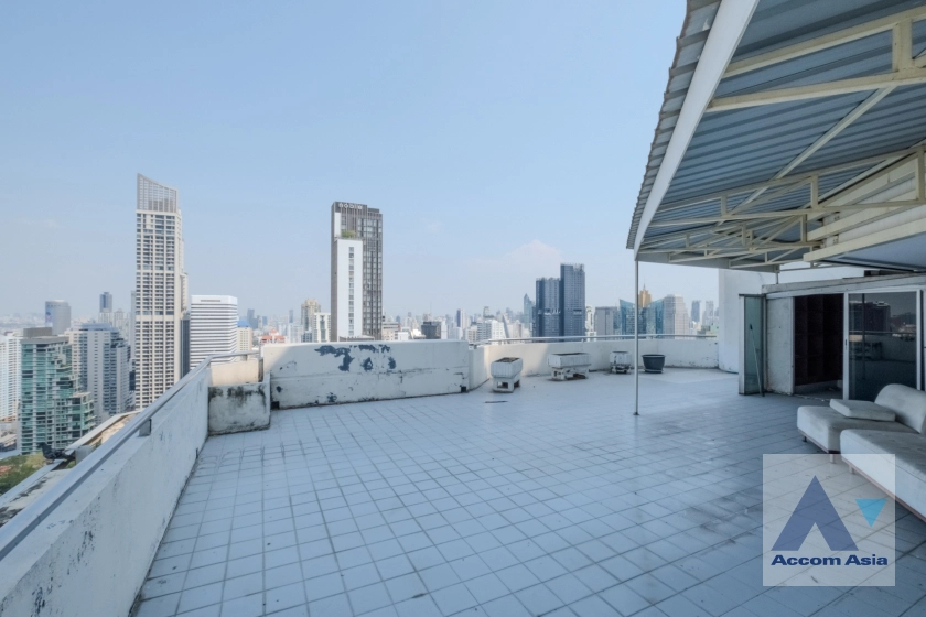 Huge Terrace | Sukhumvit Suite Condominium  2 Bedroom for Sale BTS Nana in Sukhumvit Bangkok
