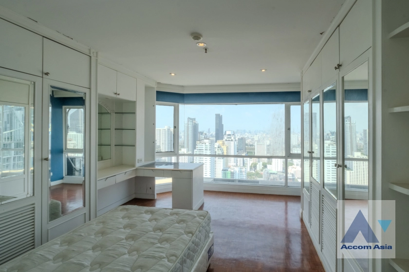 11  2 br Condominium For Sale in Sukhumvit ,Bangkok BTS Nana at Sukhumvit Suite AA33835