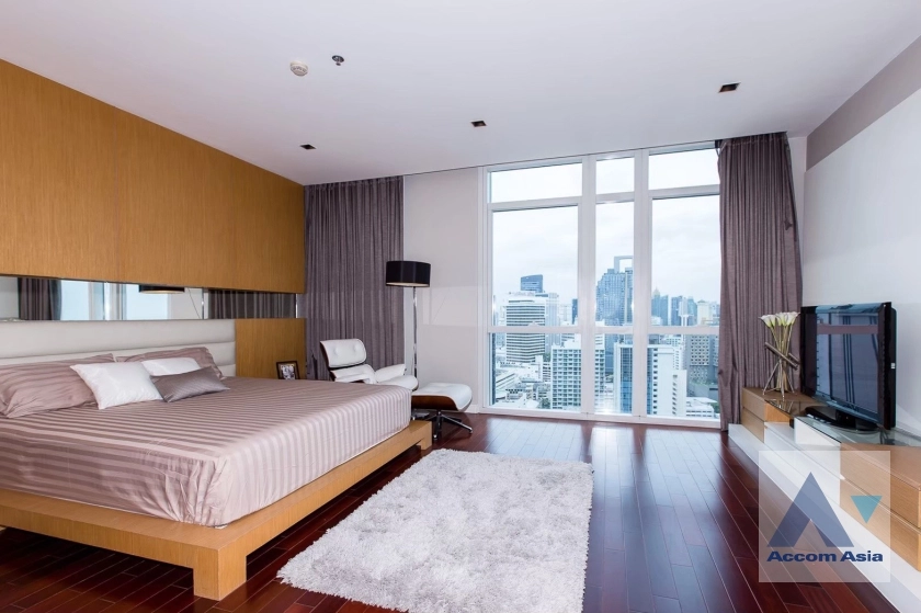 8  3 br Condominium For Rent in Ploenchit ,Bangkok BTS Ploenchit at Athenee Residence AA33845