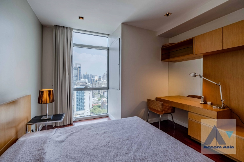 24  3 br Condominium for rent and sale in Ploenchit ,Bangkok BTS Ploenchit at Athenee Residence AA33845