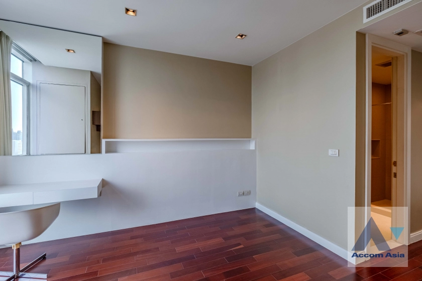 27  3 br Condominium for rent and sale in Ploenchit ,Bangkok BTS Ploenchit at Athenee Residence AA33845