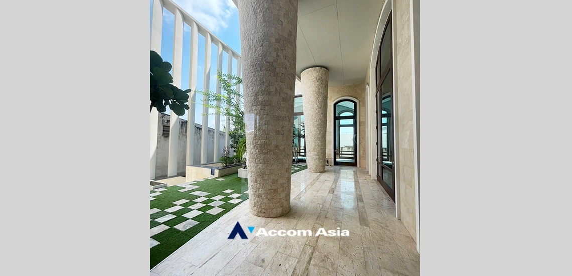 6  6 br House For Sale in Sukhumvit ,Bangkok BTS Ekkamai AA33846