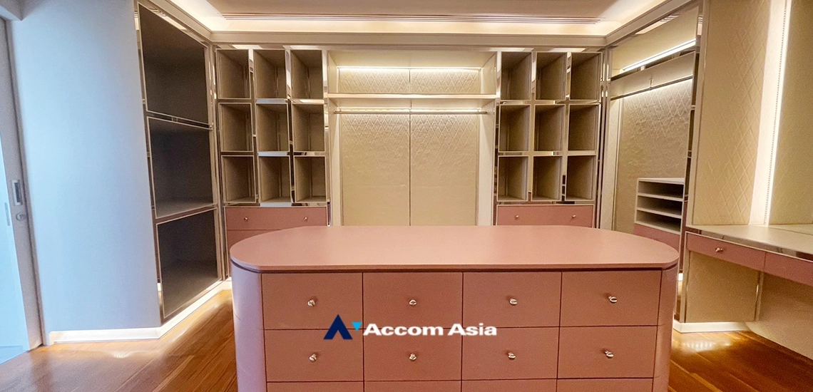 26  6 br House For Sale in Sukhumvit ,Bangkok BTS Ekkamai AA33846