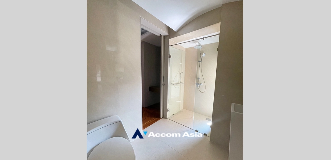 33  6 br House For Sale in Sukhumvit ,Bangkok BTS Ekkamai AA33846