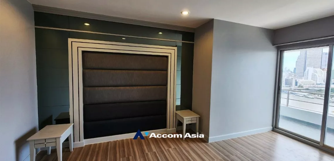 6  4 br Condominium For Rent in Charoennakorn ,Bangkok BTS Krung Thon Buri at Saichol Mansion AA33852