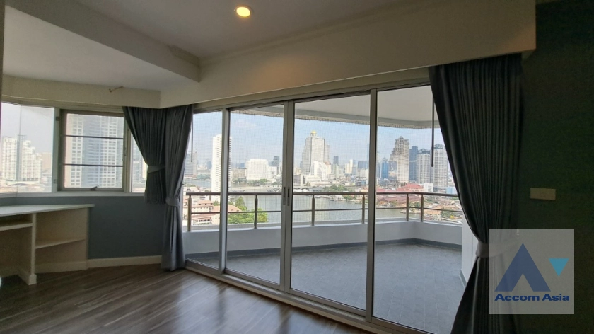 22  4 br Condominium For Rent in Charoen Nakhon ,Bangkok BTS Krung Thon Buri at Saichol Mansion AA33852